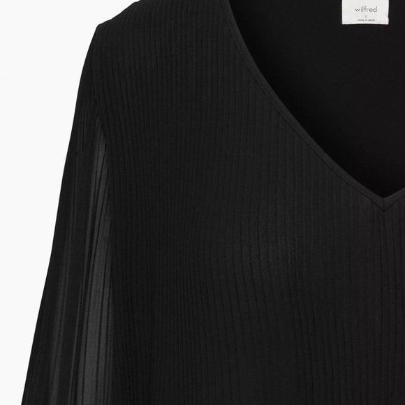 Wilfred Daydreamer v-neck blouse - size XL - Picture 2 of 7